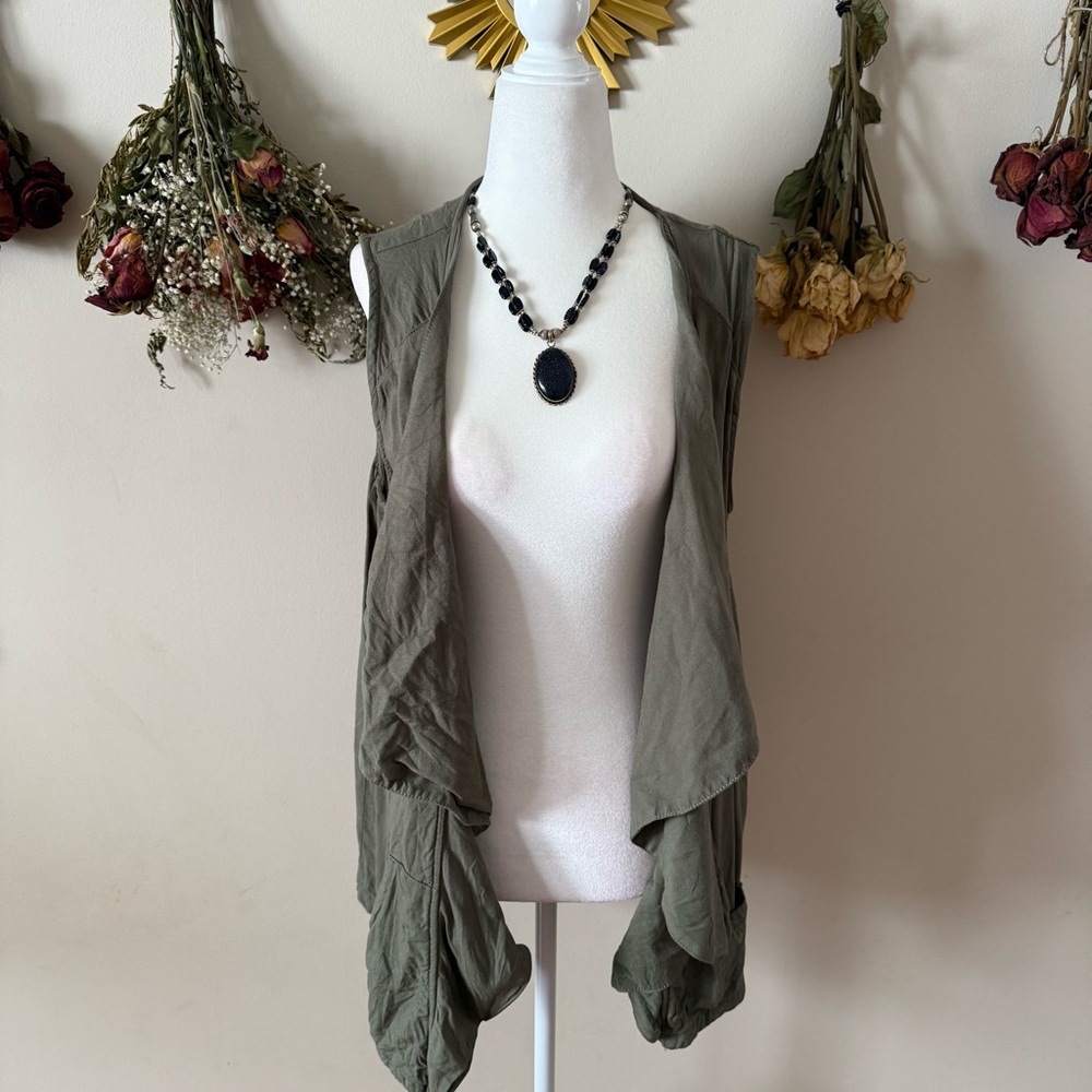 Fairygrunge/Boho Olive Green Sleeveless Drape Vest